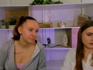 mila_glow on Chaturbate