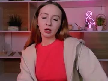 mila_glow on Chaturbate