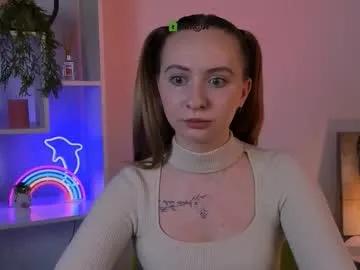 mila_glow on Chaturbate