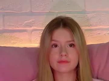 milanabalmain on Chaturbate