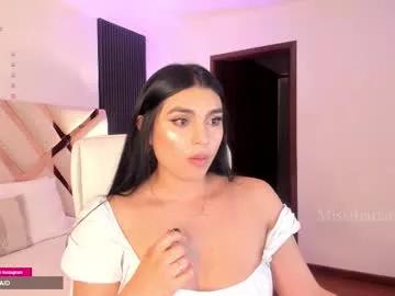 missthailand_ —  Oil on my butt + spank  [298 tokens left] #latina #bigass #cum #feet #stockings