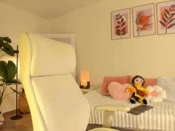 missvaleriaa — Play tits + Spit [280 tokens left] #latina #fuckmachine #teen #deepthroat #ebony