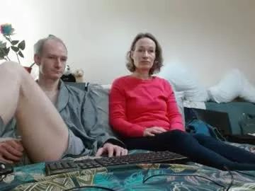 mrs_velvet_vixen_and_mr_stud on Chaturbate