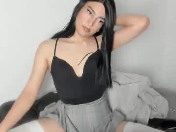 naomimoore on Chaturbate