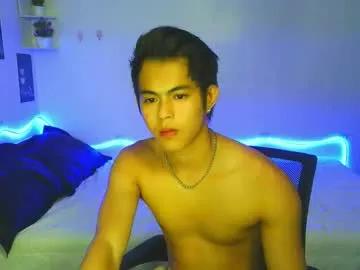 naughtyboylouie on Chaturbate