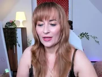 naughtymilane on Chaturbate