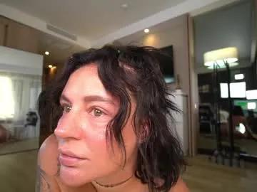 nica_rock on Chaturbate