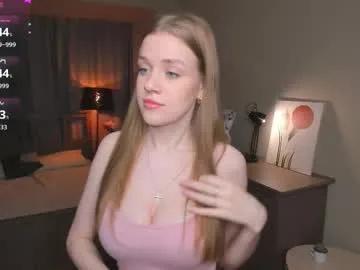 normaemans — GOAL: Make my day better [22 tokens remaining] Hello CB,Im Beatrice<3 im new here #18 #new #skinny #teen #bigboobs