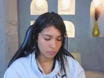 paris_b_ on Chaturbate