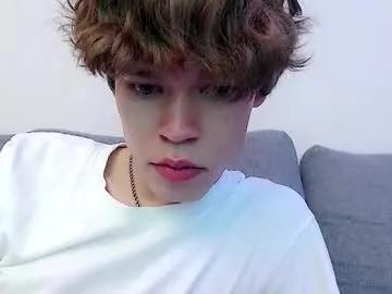 pawclaw on Chaturbate