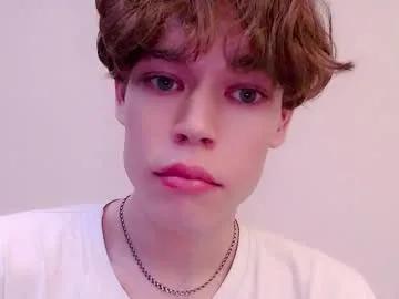 pawclaw on Chaturbate