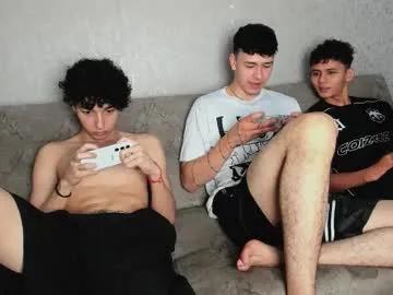 pelusos_mens on Chaturbate