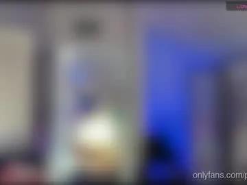 petitejewel on Chaturbate