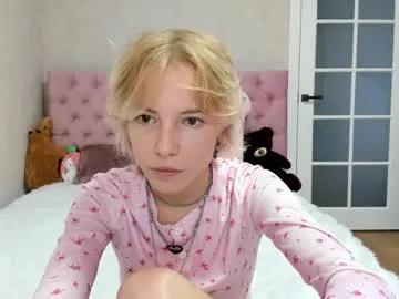 pink_lila18 on Chaturbate