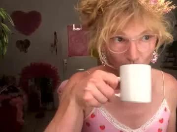 pinkfag on Chaturbate