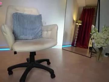 pinkheart_ on Chaturbate