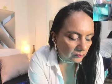 raquel_moore on Chaturbate