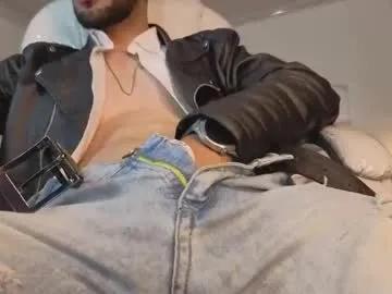 rayan_ortiz — Welcome to my room! - Goal: Make me spank my ass and rub it [68 tokens left] #cum #muscles #cumshow #dominant #master