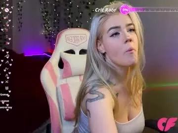 redvelveten on Chaturbate