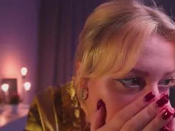 rue_novella on Chaturbate