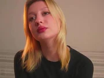 rue_novella on Chaturbate