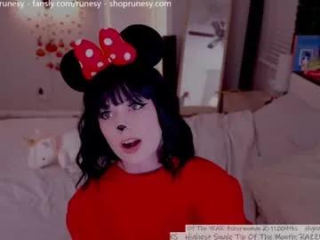 runesy on Chaturbate