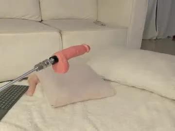 sara_evans01 on Chaturbate