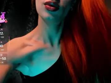 sexymiatrans on Chaturbate