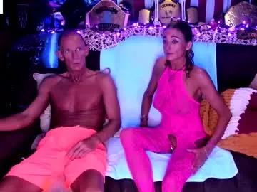 shannahand420 — Shannahand 420's room! #mature #fit #bigcock #milf #sex #party #drinking #music #weed -- Current Goal: her titts out for 10 min at 250 tokens