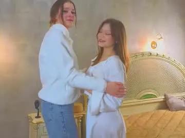 shaunaheiple — goal: Double air kiss? ? :) hello guys im Aleksandra and im #new and #shy model on CB leets meet :) #bigboobs #skinny #18 [11 tokens remaining]