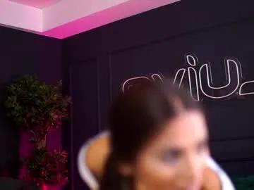 siennaruh on Chaturbate