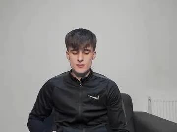 skinnyguywithbigd on Chaturbate