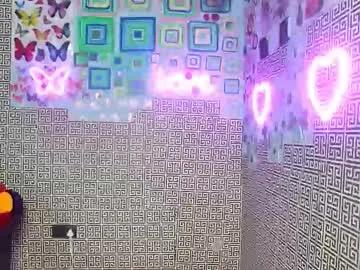 slimzyxdoll on Chaturbate