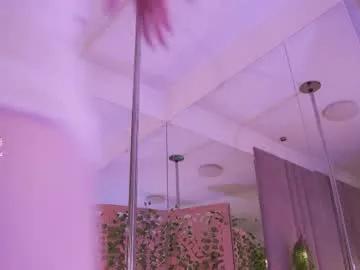 smiley_mia_ on Chaturbate