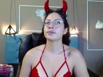 sofia_white3 on Chaturbate