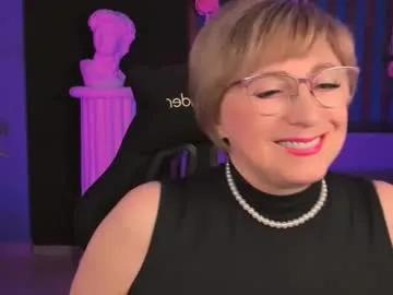 sugarvi on Chaturbate