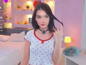 synne_glows on Chaturbate
