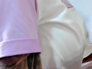 tina_noa on Chaturbate