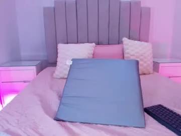 vale_castro1 on Chaturbate