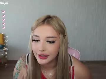vickyfuckingdoll on Chaturbate