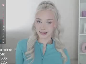 vickyfuckingdoll on Chaturbate