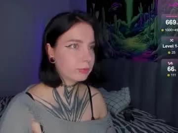 vivi__squirrel on Chaturbate