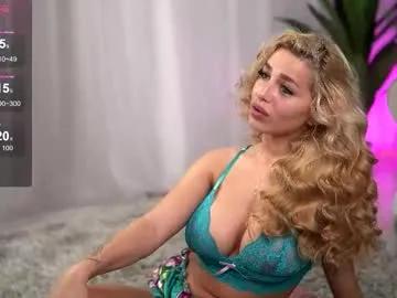 whitneyandrews on Chaturbate