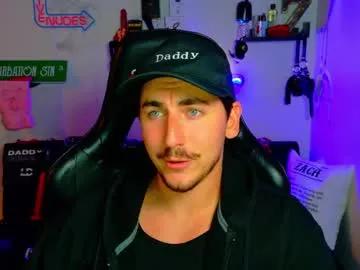 zach_rhyder on Chaturbate