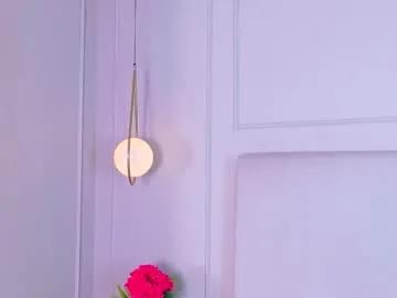 zoehangel on Chaturbate