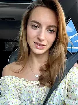 -AngelAri- on StripChat