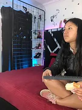 1lovelygirls — SHOW FEET