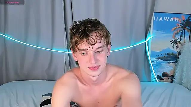 4ever_dude on StripChat