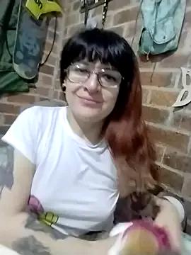 _Alaskamisa — I write on my breasts 