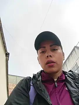 _andrea30 on StripChat